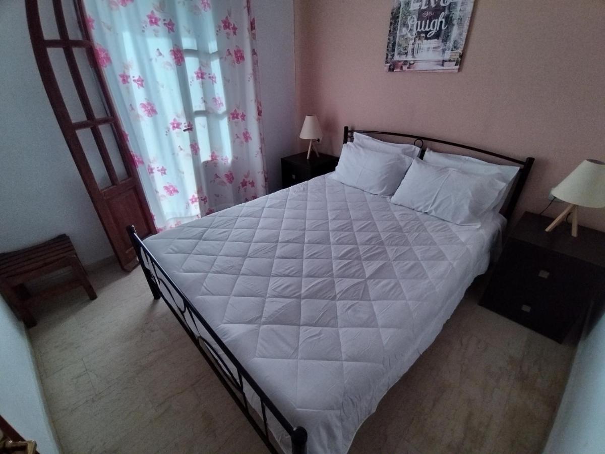 Koula Apartments Сталида Экстерьер фото