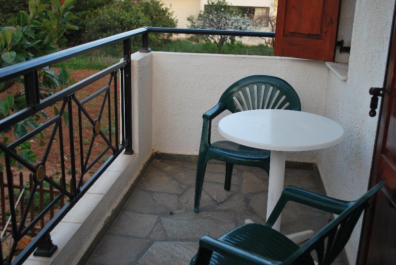 Koula Apartments Сталида Экстерьер фото
