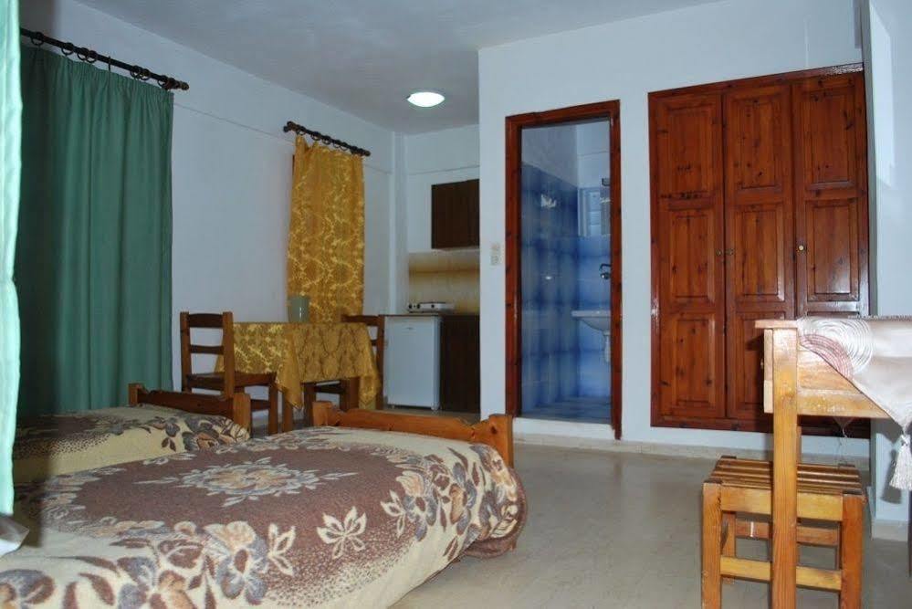 Koula Apartments Сталида Экстерьер фото